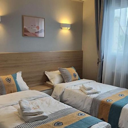 Chambre Pour 2 Personnes Avec Lit Separe Dans La Banlieue Parisienne Bondy Exteriör bild